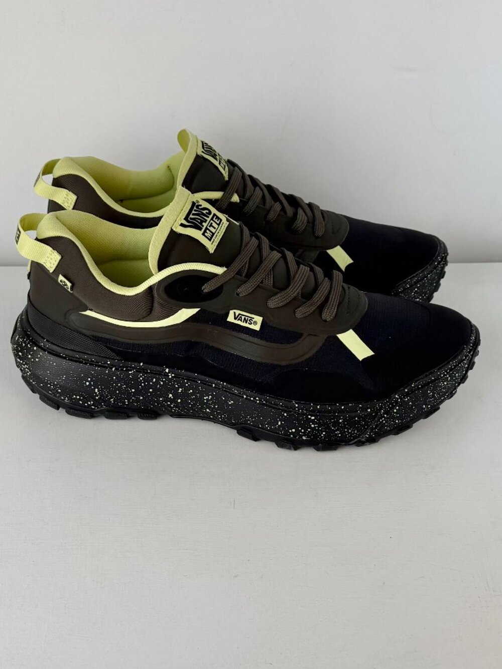 Men's 11 - Vans MTE Crosspath Black/Brown Hiking Sneakers - 721356